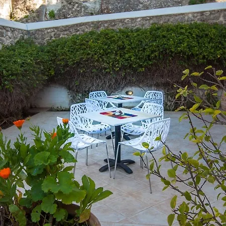 Thanos Luxury Apartment In Spetses Exterior photo