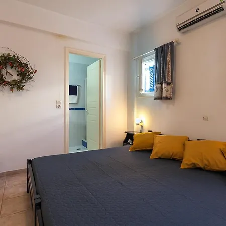 Thanos Luxury Apartment In Spetses Exterior photo