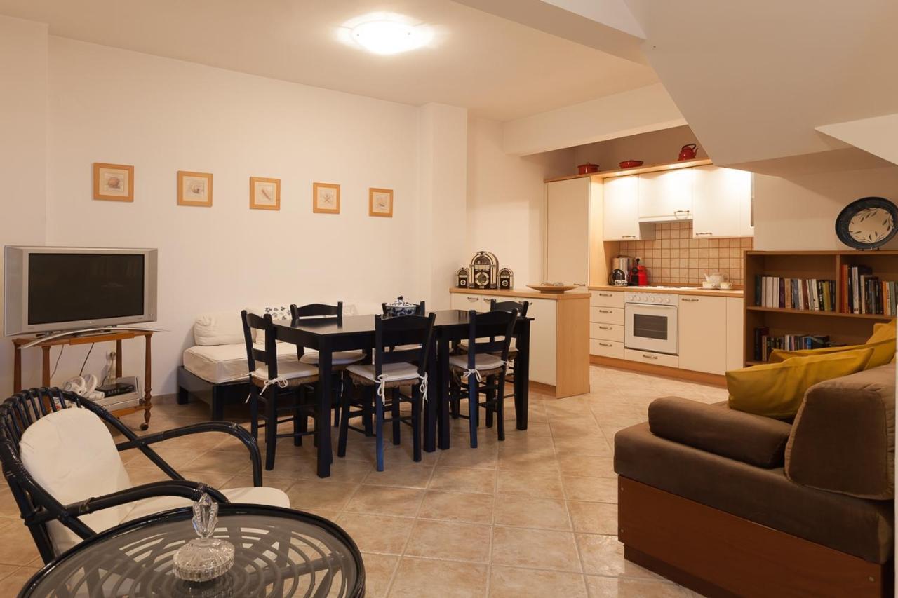 Apartment Thanos Luxury In Spetses Town