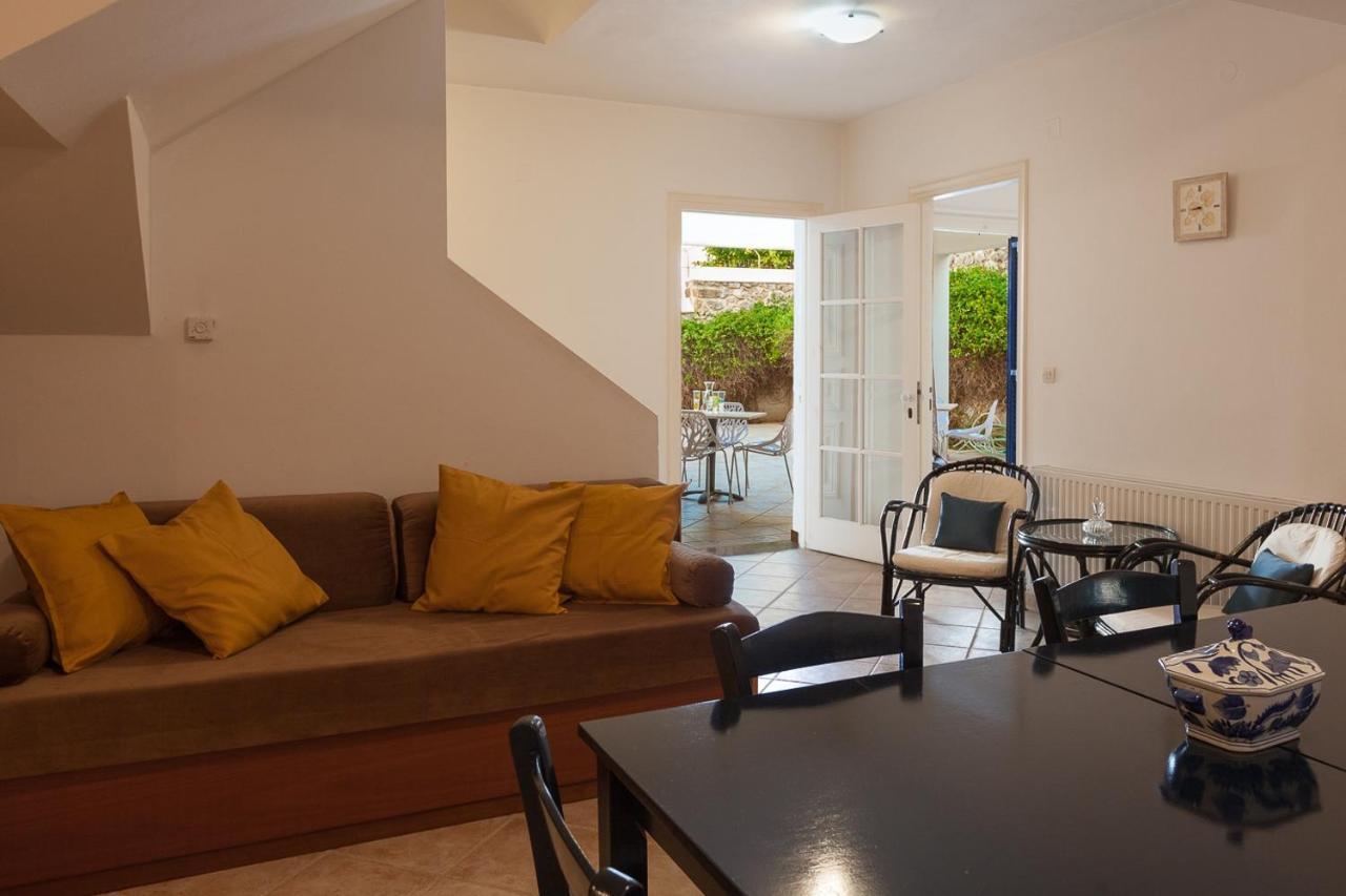 Thanos Luxury In * Spetses Town